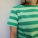 Still-T-Shirt Grün gestreift